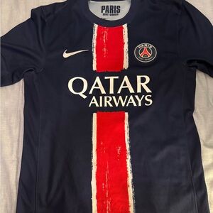 PSG soccer jersey. Mens small